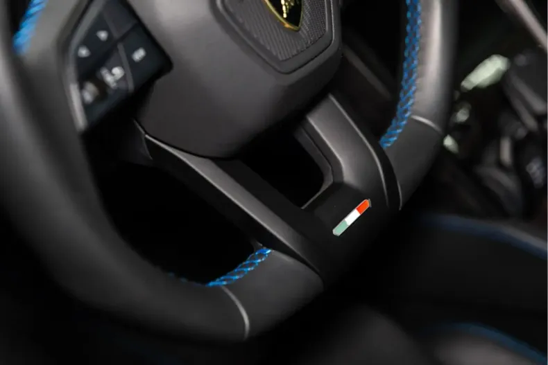 Lamborghini Urus din 2023 cu 15.250 km - oferta LAM108758 - foto 17