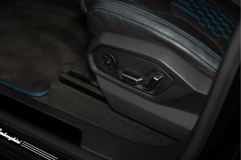 Lamborghini Urus din 2023 cu 15.250 km - oferta LAM108758 - foto 22