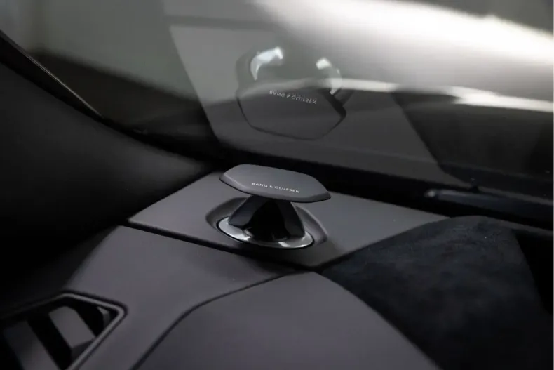 Lamborghini Urus din 2023 cu 15.250 km - oferta LAM108758 - foto 27