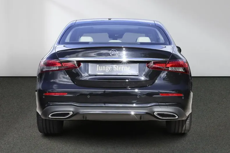 Mercedes-Benz E 300 din 2022 cu 60.649 km - oferta MER108759 - foto 5