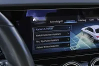 Mercedes-Benz E 300 din 2022 cu 60.649 km - oferta MER108759 - foto 8