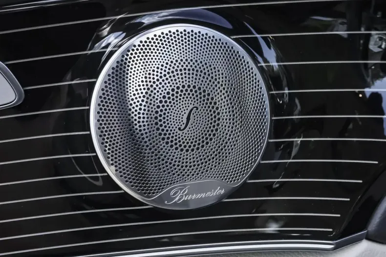 Mercedes-Benz E 300 din 2022 cu 60.649 km - oferta MER108759 - foto 17