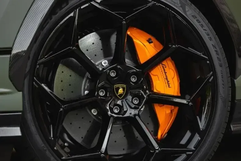 Lamborghini Urus din 2024 cu 5.000 km - oferta LAM108760 - foto 12