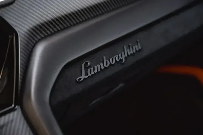 Lamborghini Urus din 2024 cu 5.000 km - oferta LAM108760 - foto 25