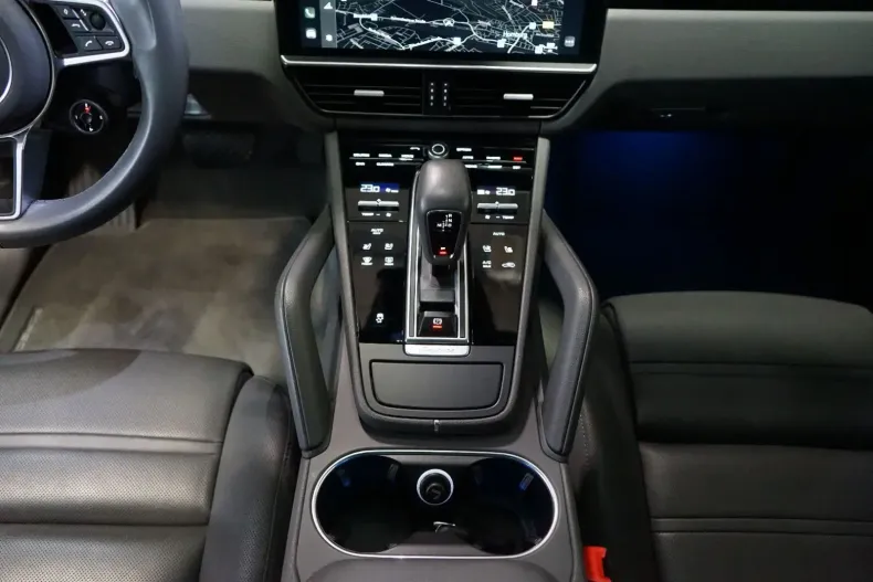 Porsche Cayenne din 2023 cu 47.200 km - oferta POR108761 - foto 14