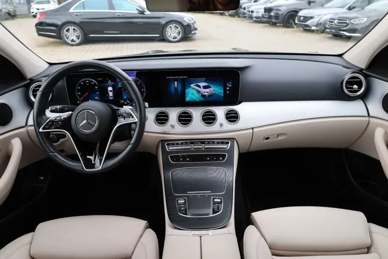 Mercedes-Benz E 200 din 2023 cu 65.767 km - oferta MER108765 - foto 8