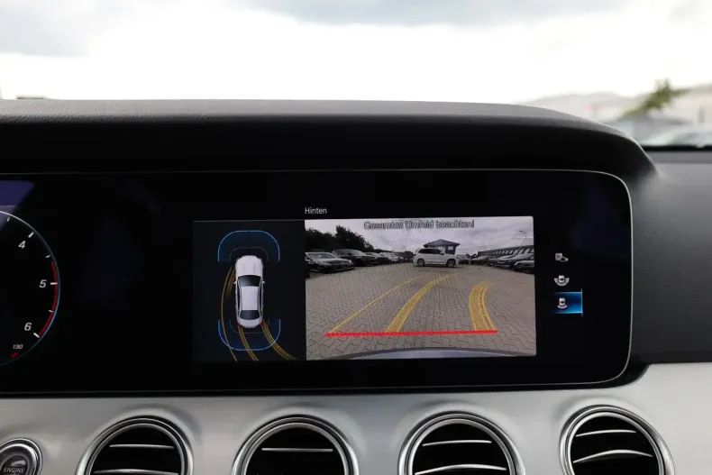 Mercedes-Benz E 200 din 2023 cu 65.767 km - oferta MER108765 - foto 16