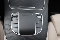 Mercedes-Benz E 200 din 2023 cu 65.767 km - oferta MER108765 - foto 19