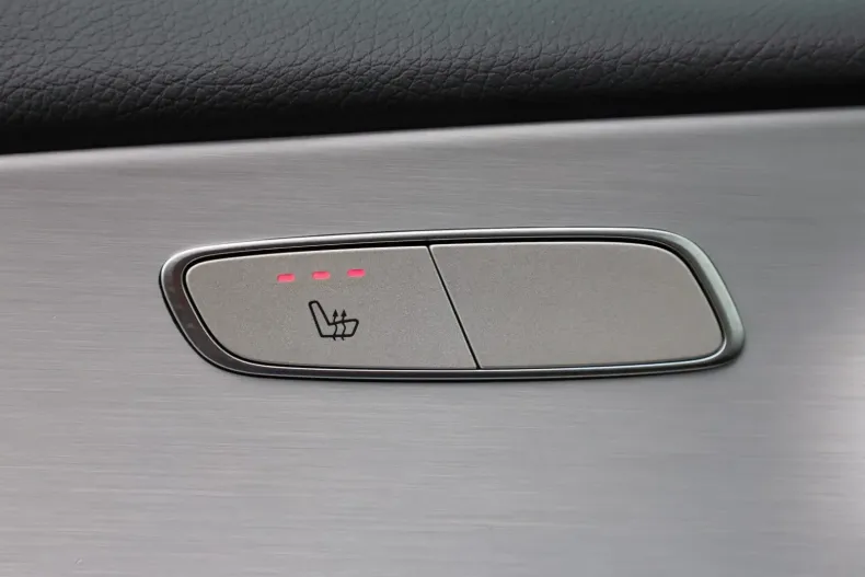 Mercedes-Benz E 200 din 2023 cu 65.767 km - oferta MER108765 - foto 22