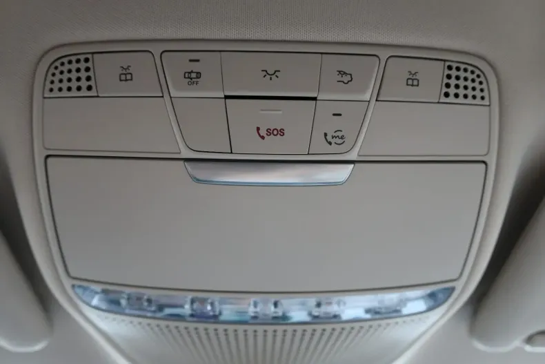 Mercedes-Benz E 200 din 2023 cu 65.767 km - oferta MER108765 - foto 25