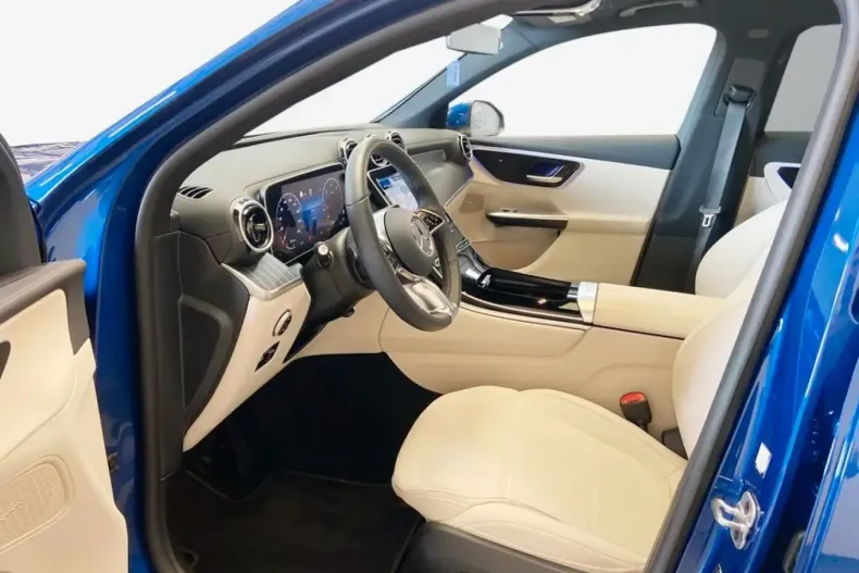 Mercedes-Benz GLC 300 din 2024 cu 23.246 km - oferta MER108767 - foto 7