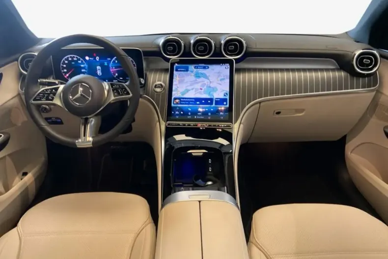 Mercedes-Benz GLC 300 din 2024 cu 23.246 km - oferta MER108767 - foto 9