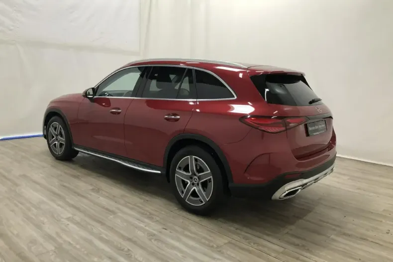 Mercedes-Benz GLC 200 din 2023 cu 13.200 km - oferta MER108769 - foto 3