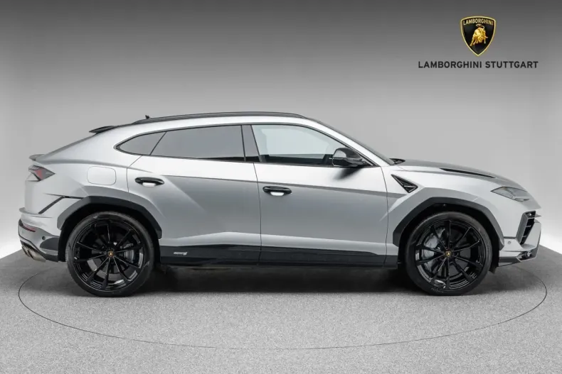 Lamborghini Urus din 2023 cu 10.200 km - oferta LAM108770 - foto 3