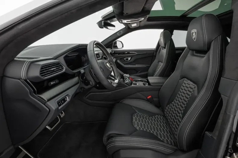 Lamborghini Urus din 2023 cu 10.200 km - oferta LAM108770 - foto 13