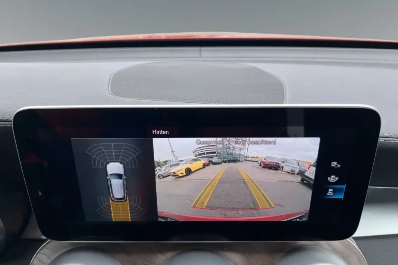 Mercedes-Benz GLC 220 din 2021 cu 70.400 km - oferta MER108785 - foto 13