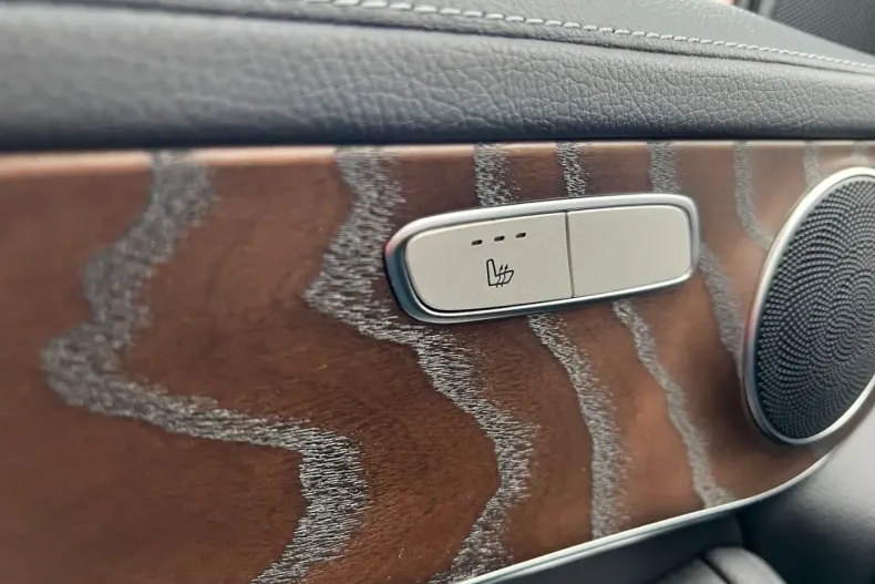 Mercedes-Benz GLC 220 din 2021 cu 70.400 km - oferta MER108785 - foto 15