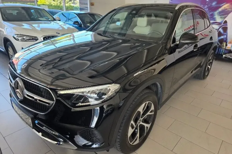 Mercedes-Benz GLC 300 din 2024 cu 27.000 km - oferta MER108790 - foto 1