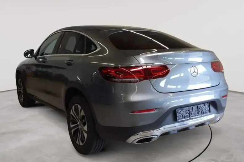 Mercedes-Benz GLC 220 din 2022 cu 44.385 km - oferta MER108791 - foto 2