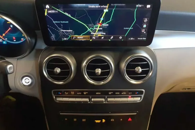 Mercedes-Benz GLC 220 din 2022 cu 44.385 km - oferta MER108791 - foto 12