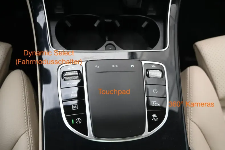 Mercedes-Benz GLC 300 din 2021 cu 60.000 km - oferta MER108792 - foto 38