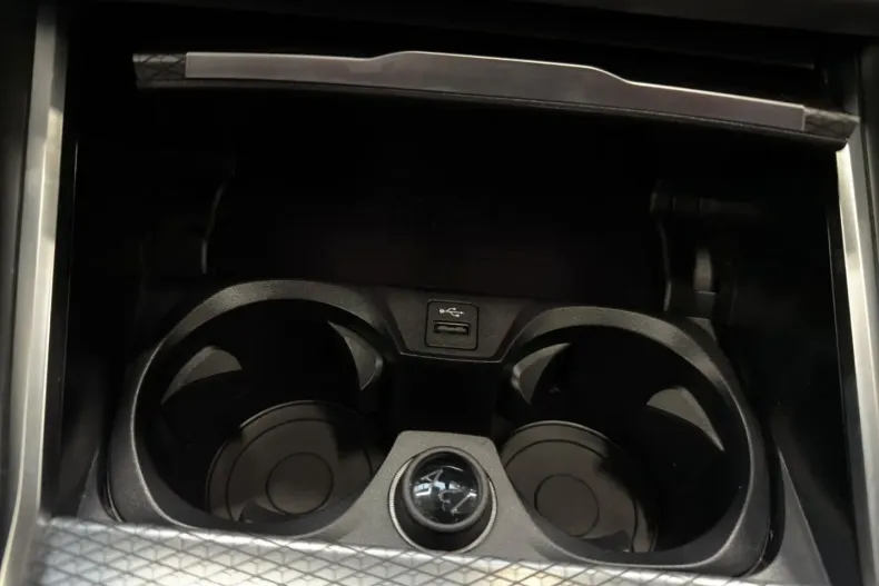 BMW 320 din 2024 cu 13.500 km - oferta BMW108793 - foto 21