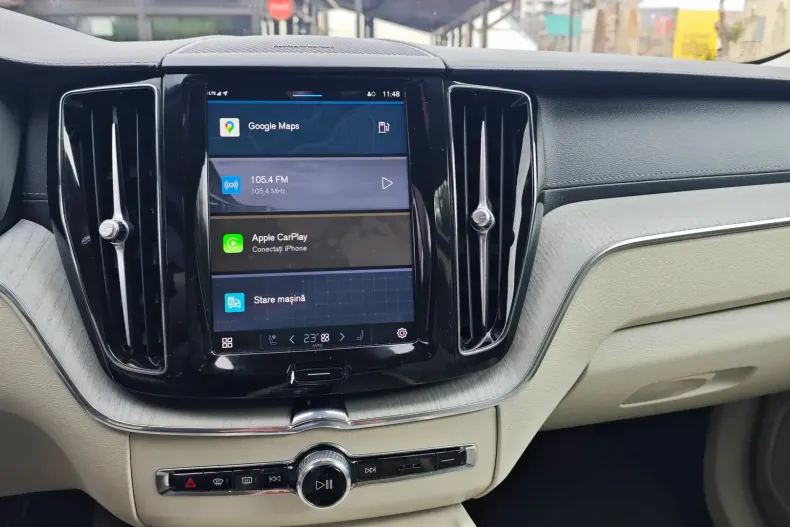 Volvo XC60 din 2024 cu 26.215 km - oferta VOL108796 - foto 12