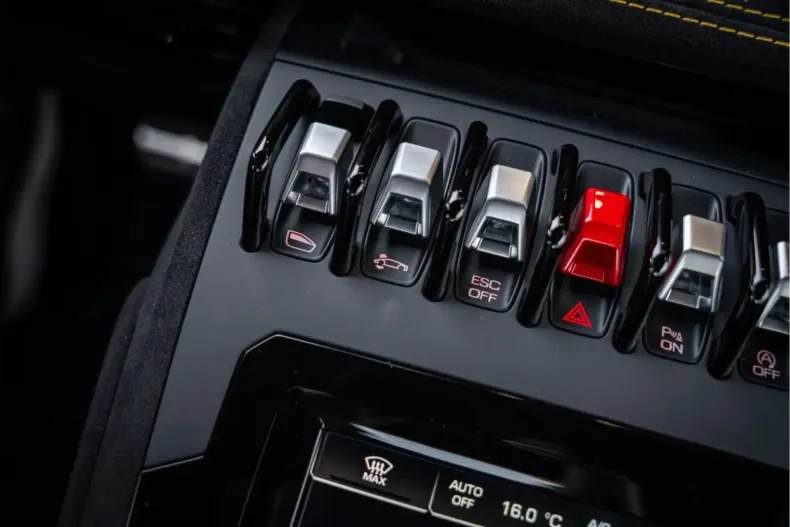 Lamborghini Huracán din 2024 cu 7.210 km - oferta LAM108820 - foto 16