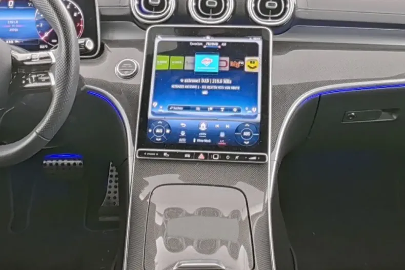 Mercedes-Benz C 180 din 2024 cu 20.964 km - oferta MER108821 - foto 4