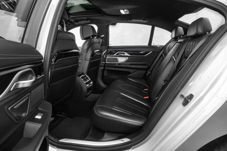 BMW 750 din 2021 cu 95.500 km - oferta BMW108830 - foto 15