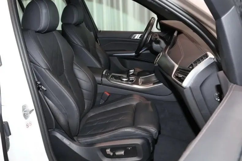 BMW X5 din 2023 cu 62.189 km - oferta BMW108833 - foto 4