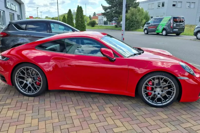 Porsche 992 din 2022 cu 20.500 km - oferta POR108835 - foto 2