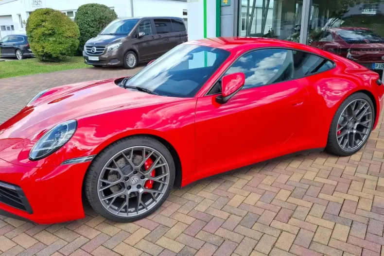 Porsche 992 din 2022 cu 20.500 km - oferta POR108835 - foto 5