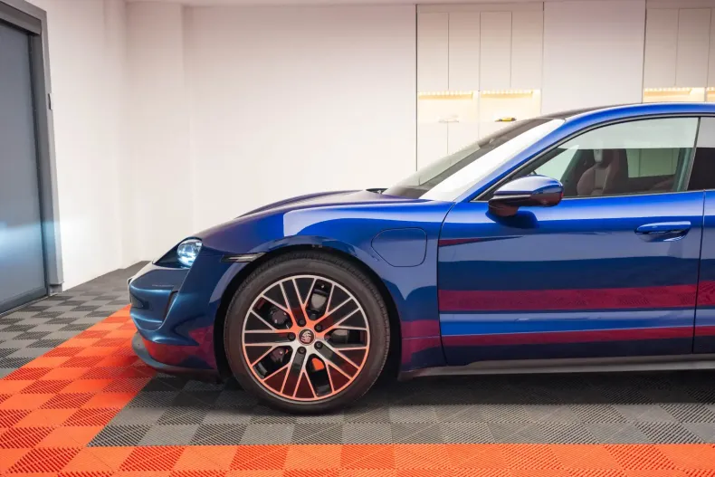 Porsche Taycan din 2021 cu 53.148 km - oferta POR108837 - foto 5