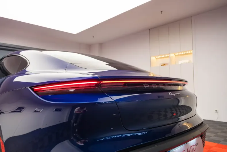 Porsche Taycan din 2021 cu 53.148 km - oferta POR108837 - foto 13