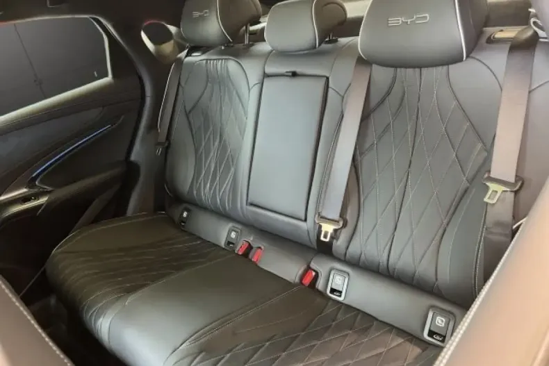 BYD SEAL din 2024 cu 24.999 km - oferta BYD108843 - foto 13