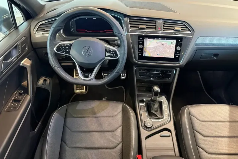 Volkswagen Tiguan Allspace din 2023 cu 38.018 km - oferta VOL108848 - foto 10