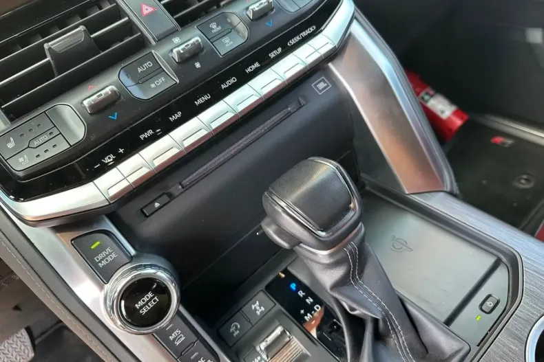 Toyota Land Cruiser din 2023 cu 51.693 km - oferta TOY108849 - foto 10