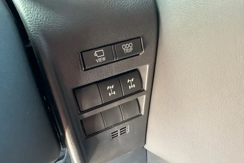 Toyota Land Cruiser din 2023 cu 51.693 km - oferta TOY108849 - foto 12