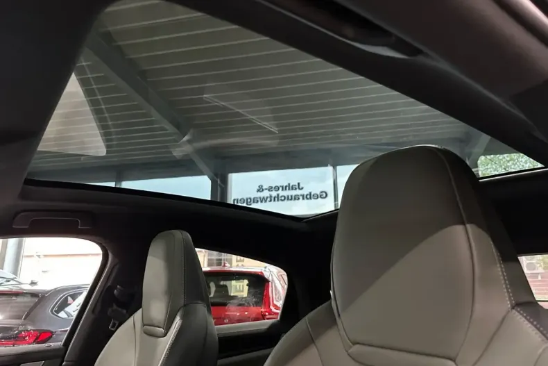 Porsche Cayenne din 2024 cu 25.800 km - oferta POR108861 - foto 11