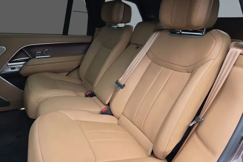 Land Rover Range Rover din 2024 cu 39.000 km - oferta LAN108872 - foto 6