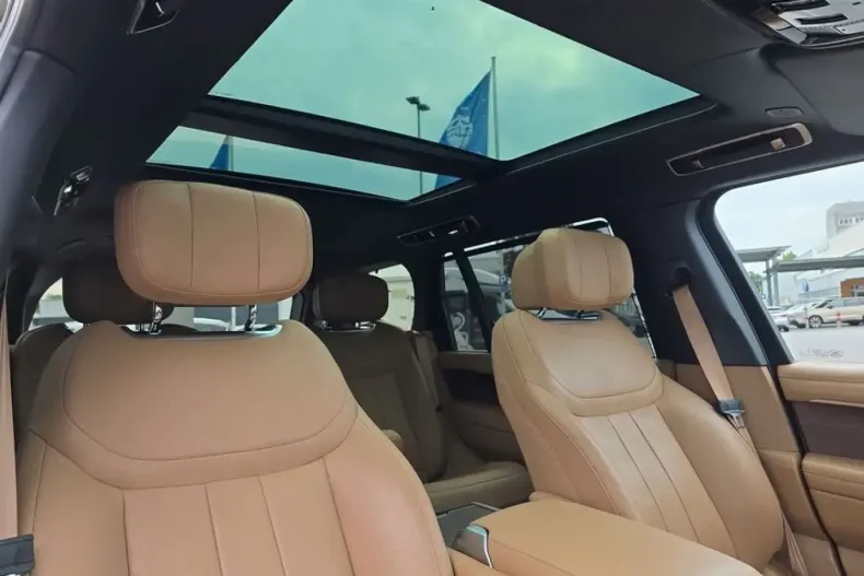 Land Rover Range Rover din 2024 cu 39.000 km - oferta LAN108872 - foto 26