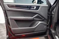 Porsche Cayenne din 2020 cu 95.000 km - oferta POR108881 - foto 15