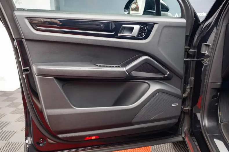 Porsche Cayenne din 2020 cu 95.000 km - oferta POR108881 - foto 15