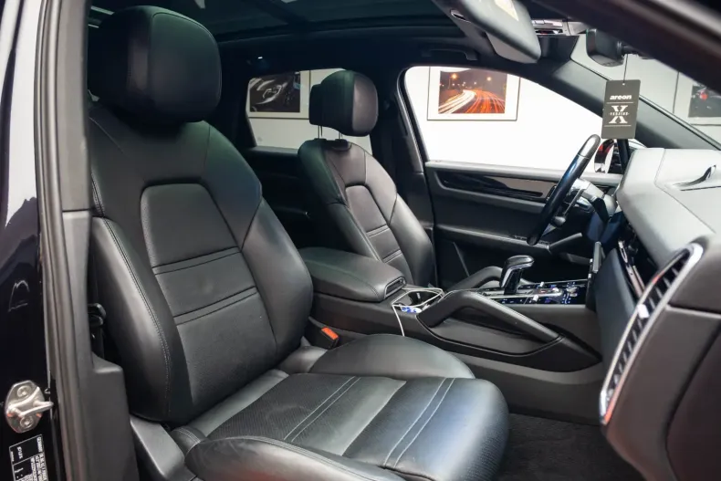 Porsche Cayenne din 2020 cu 95.000 km - oferta POR108881 - foto 31