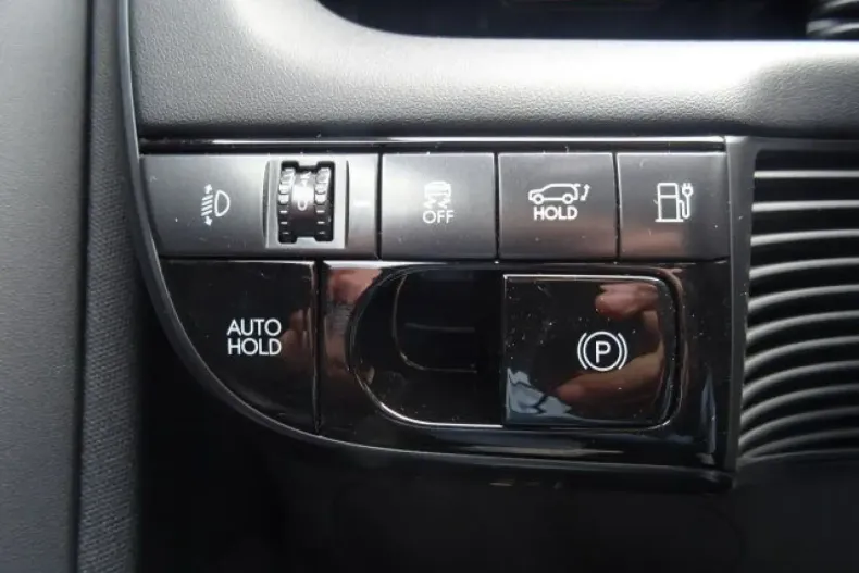 Hyundai IONIQ 5 din 2024 cu 8.500 km - oferta HYU108890 - foto 10