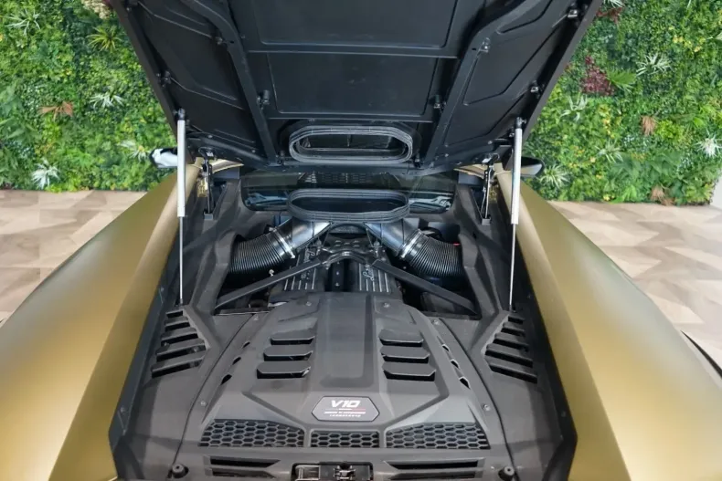 Lamborghini Huracán din 2023 cu 11.984 km - oferta LAM108893 - foto 8