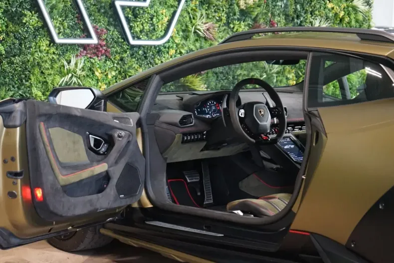 Lamborghini Huracán din 2023 cu 11.984 km - oferta LAM108893 - foto 11