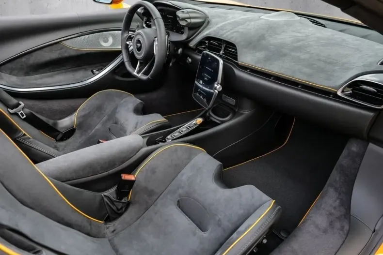 McLaren Artura din 2024 cu 4.850 km - oferta MCL108894 - foto 17