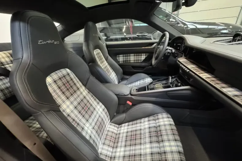 Porsche 992 din 2025 cu 10 km - oferta POR108897 - foto 8